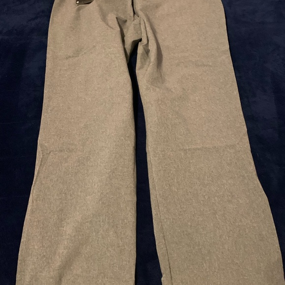 UA Golf Vented Pant - Picture 3 of 4